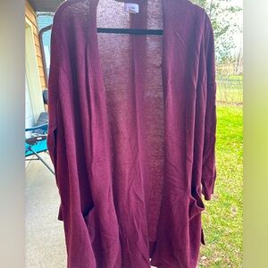 Old Navy plus size cardigan sweater with pockets burgundy 3x very good condition